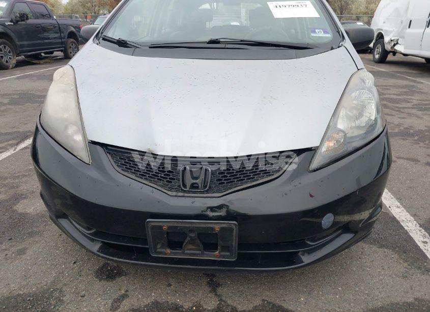 Photo 6 of 2009 Honda Fit (VIN JHMGE882X9S015593)