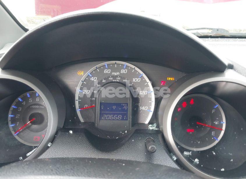 Photo 7 of 2009 Honda Fit (VIN JHMGE882X9S053356)