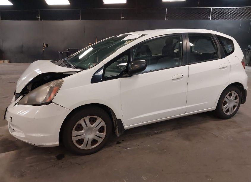 Photo 2 of 2009 Honda Fit (VIN JHMGE882X9S069864)