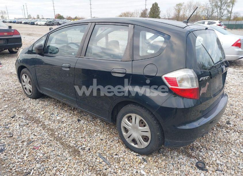 Photo 3 of 2009 Honda Fit (VIN JHMGE882X9S074224)