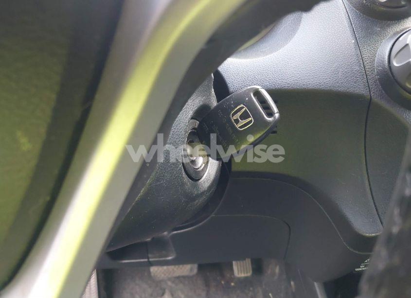 Photo 11 of 2009 Honda Fit SPORT (VIN JHMGE88439S041020)