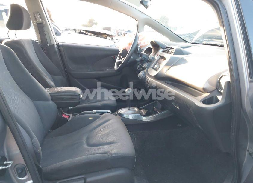 Photo 5 of 2009 Honda Fit SPORT (VIN JHMGE88439S052311)