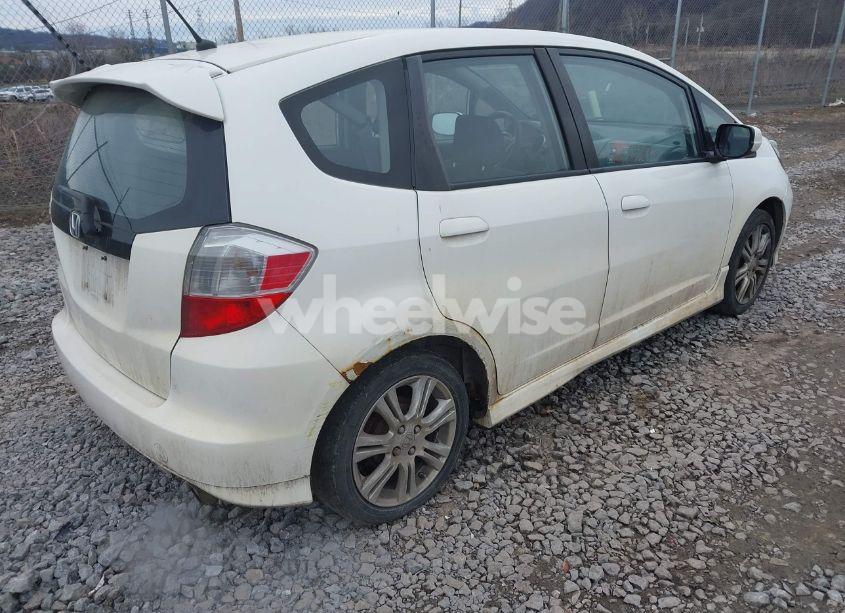 Photo 4 of 2009 Honda Fit SPORT (VIN JHMGE88449S072972)