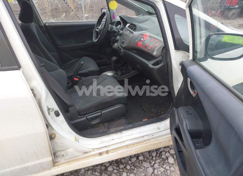 Photo 5 of 2009 Honda Fit SPORT (VIN JHMGE88449S072972)