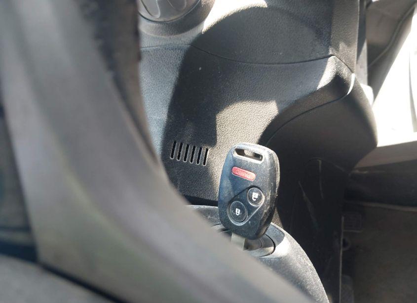 Photo 11 of 2009 Honda Fit SPORT (VIN JHMGE88469C007387)