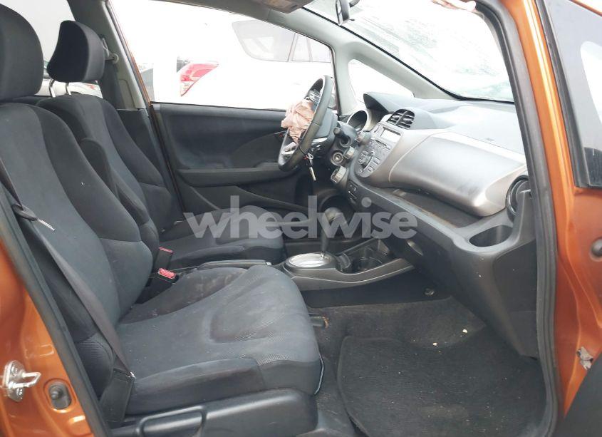 Photo 5 of 2009 Honda Fit SPORT (VIN JHMGE88479S009056)