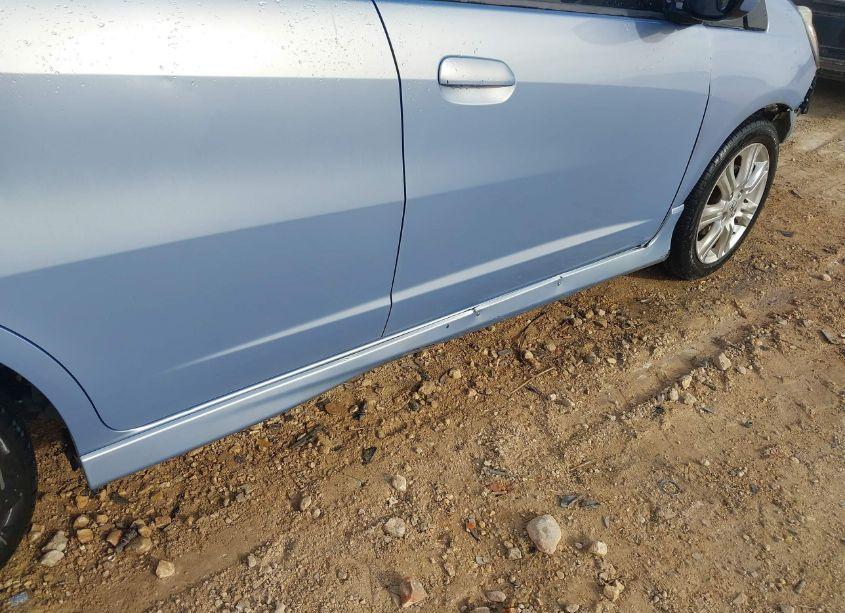 Photo 18 of 2009 Honda Fit SPORT (VIN JHMGE88489S017277)