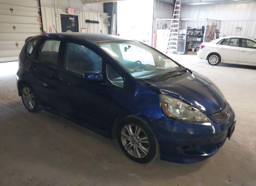 2009 Honda Fit SPORT (VIN JHMGE884X9C000393) main photo