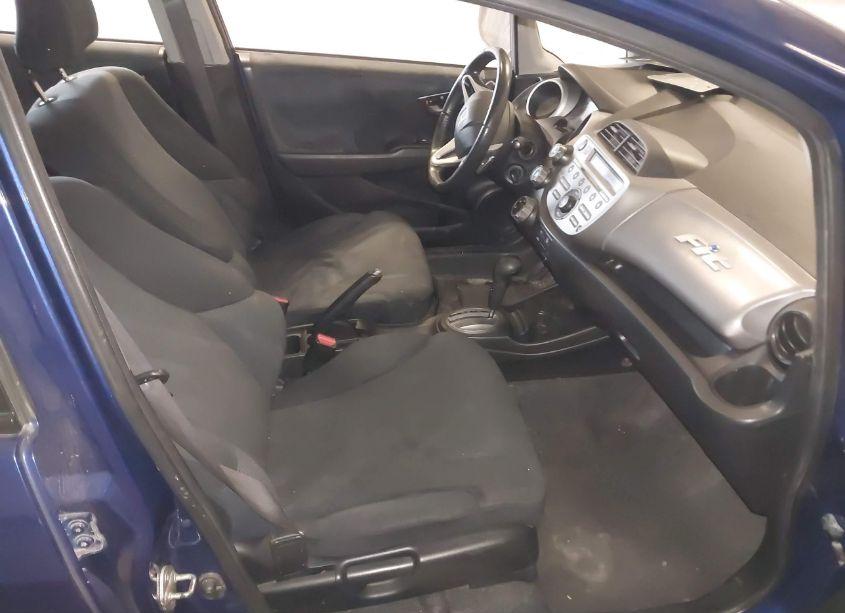 Photo 5 of 2009 Honda Fit SPORT (VIN JHMGE884X9C000393)