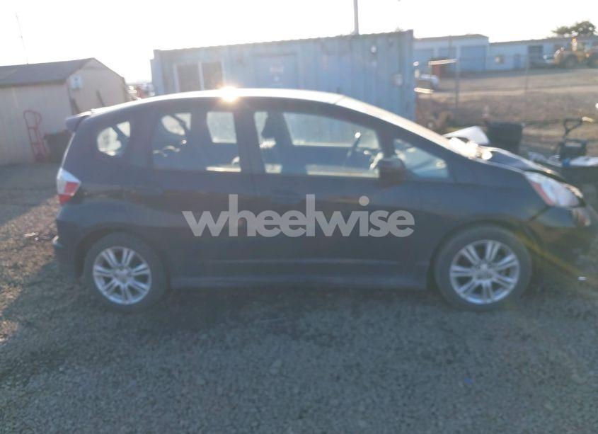 Photo 13 of 2009 Honda Fit SPORT (VIN JHMGE884X9C005903)