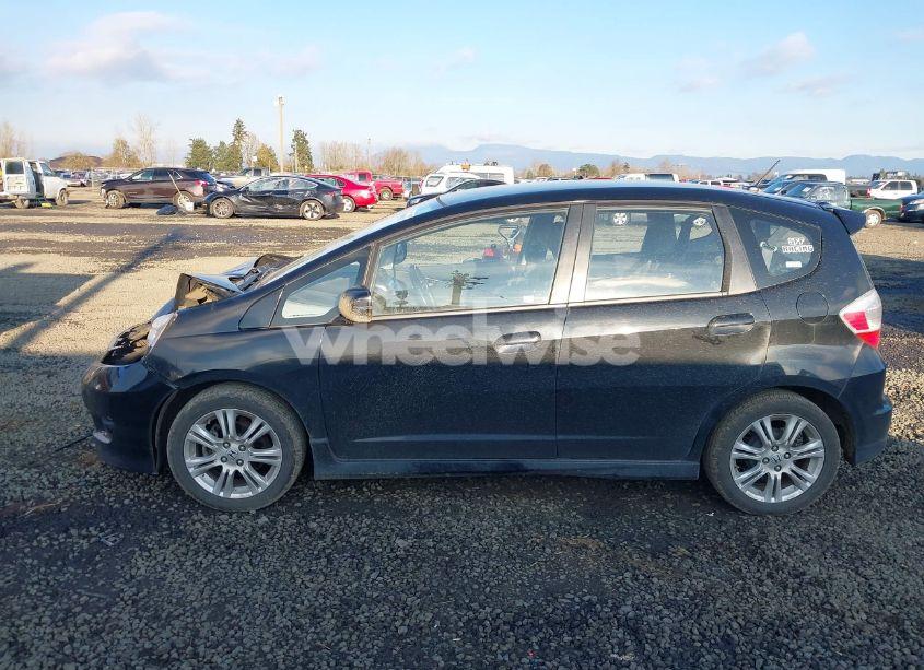 Photo 14 of 2009 Honda Fit SPORT (VIN JHMGE884X9C005903)