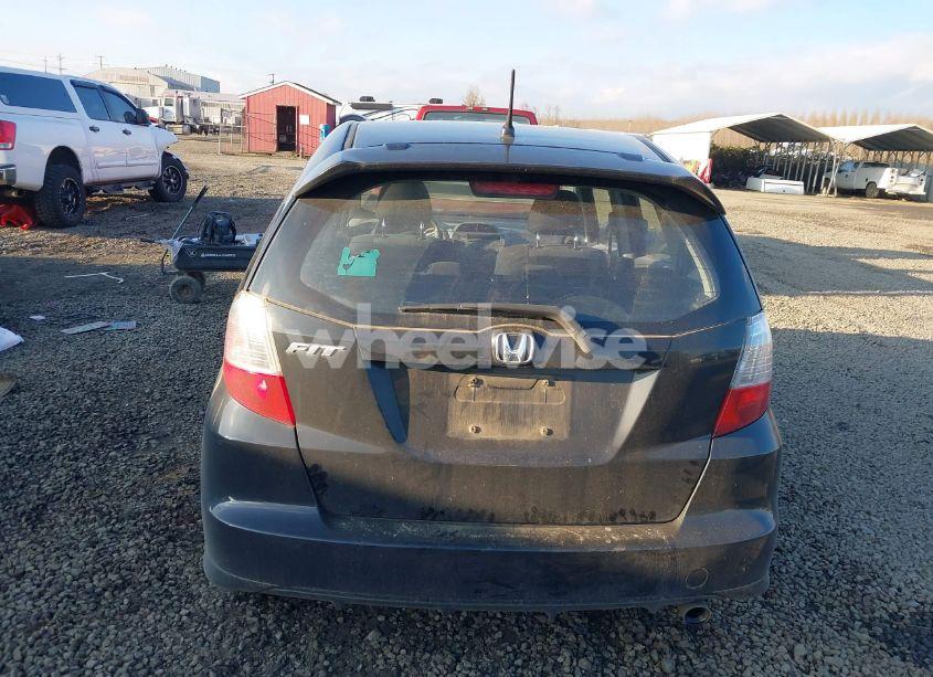 Photo 16 of 2009 Honda Fit SPORT (VIN JHMGE884X9C005903)