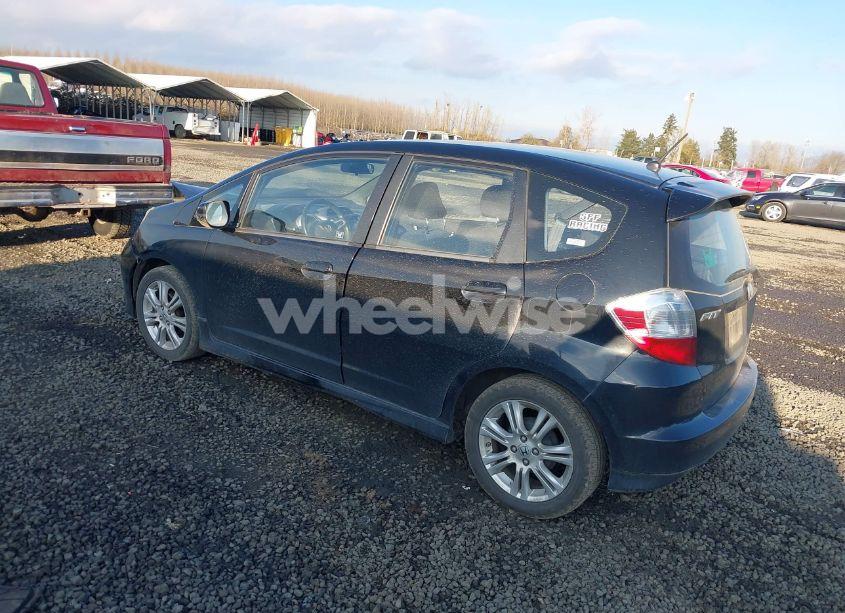 Photo 3 of 2009 Honda Fit SPORT (VIN JHMGE884X9C005903)