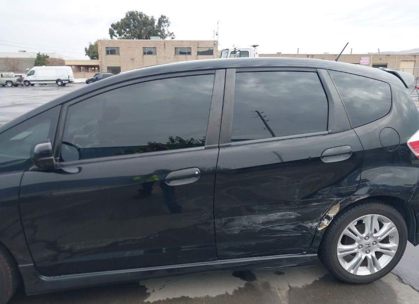 Photo 14 of 2009 Honda Fit SPORT (VIN JHMGE884X9S002540)