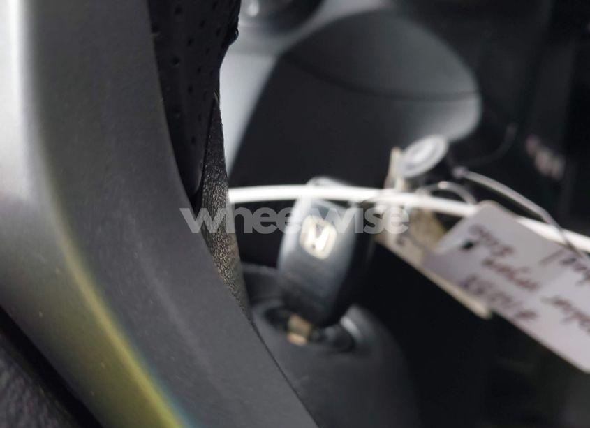 Photo 11 of 2009 Honda Fit SPORT (VIN JHMGE884X9S010413)