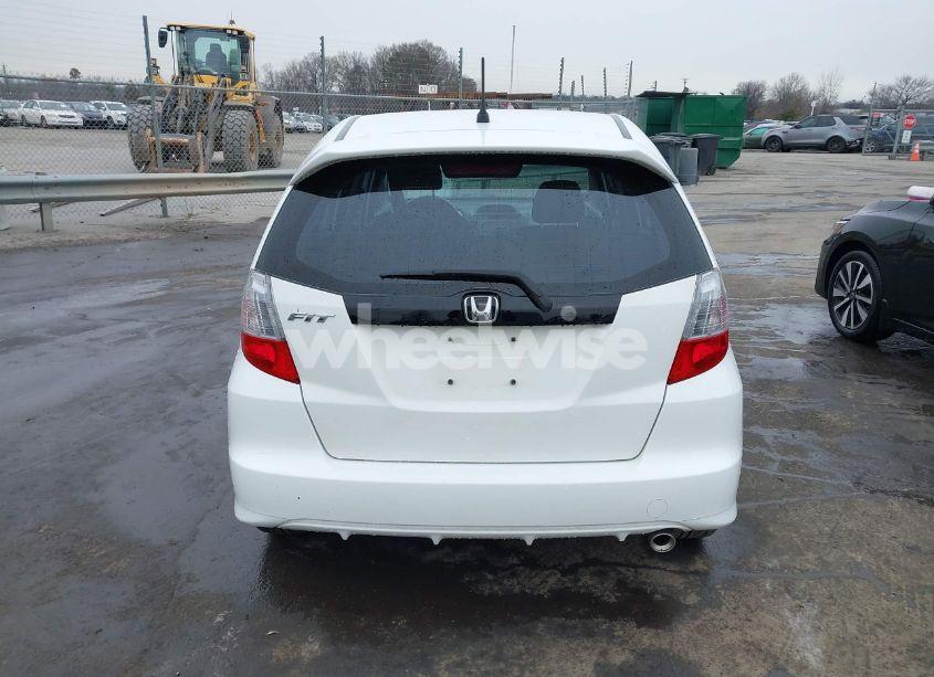 Photo 16 of 2009 Honda Fit SPORT (VIN JHMGE884X9S010413)