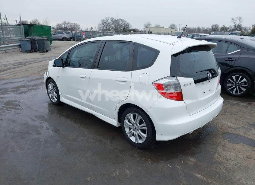 Photo 3 of 2009 Honda Fit SPORT (VIN JHMGE884X9S010413)