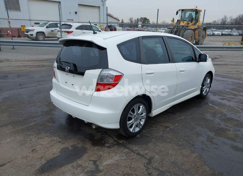 Photo 4 of 2009 Honda Fit SPORT (VIN JHMGE884X9S010413)