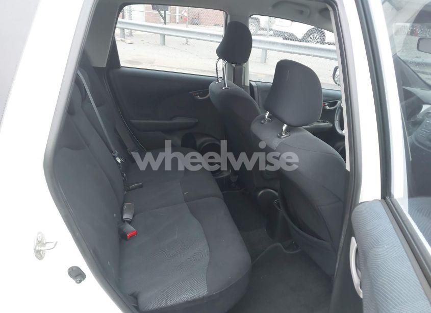 Photo 8 of 2009 Honda Fit SPORT (VIN JHMGE884X9S010413)