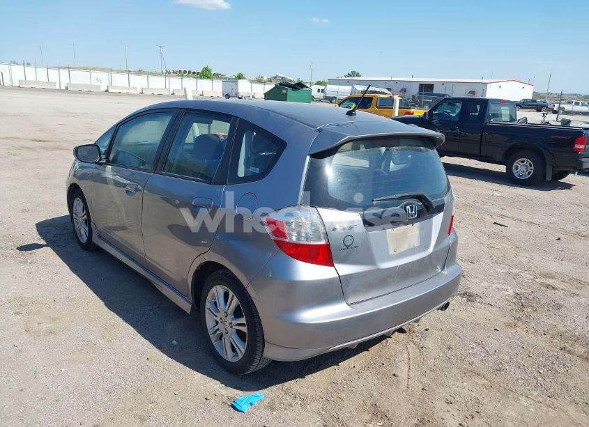 Photo 3 of 2009 Honda Fit SPORT (VIN JHMGE884X9S017488)
