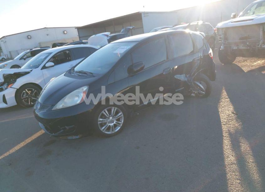 Photo 2 of 2009 Honda Fit SPORT (VIN JHMGE884X9S027891)