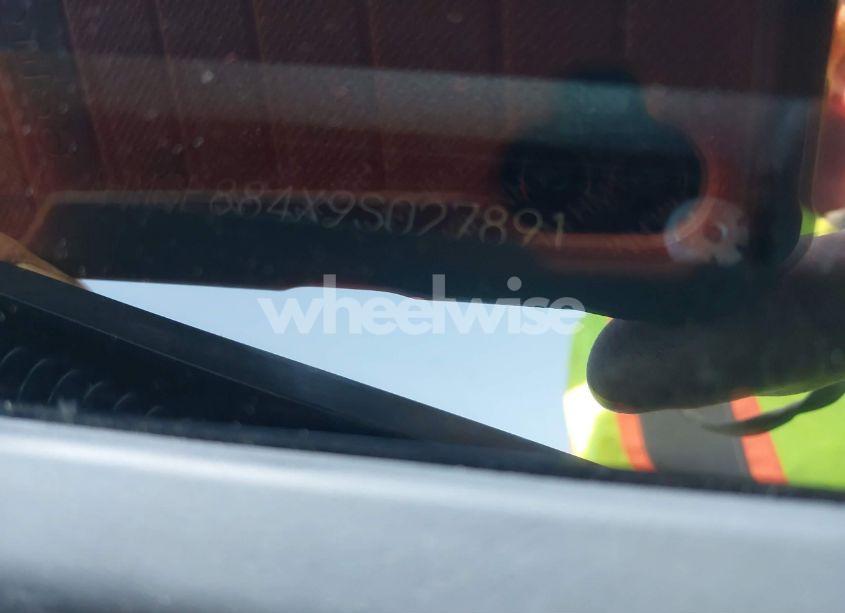 Photo 9 of 2009 Honda Fit SPORT (VIN JHMGE884X9S027891)