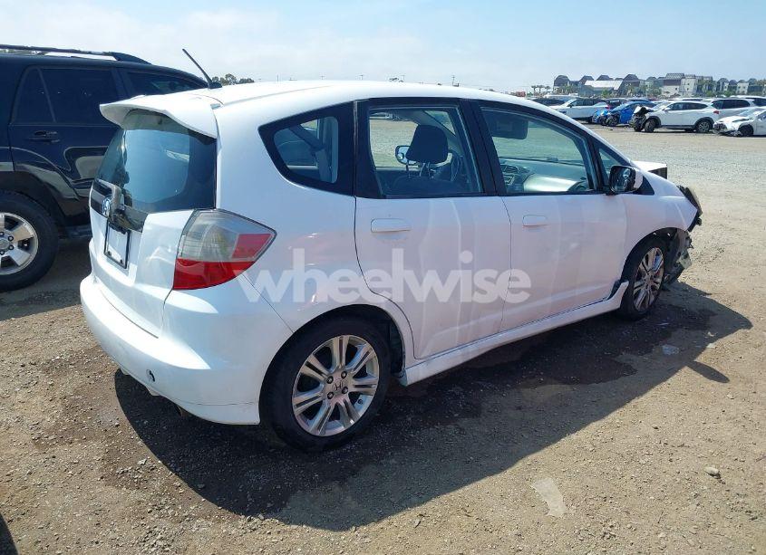 Photo 4 of 2009 Honda Fit SPORT (VIN JHMGE884X9S031777)