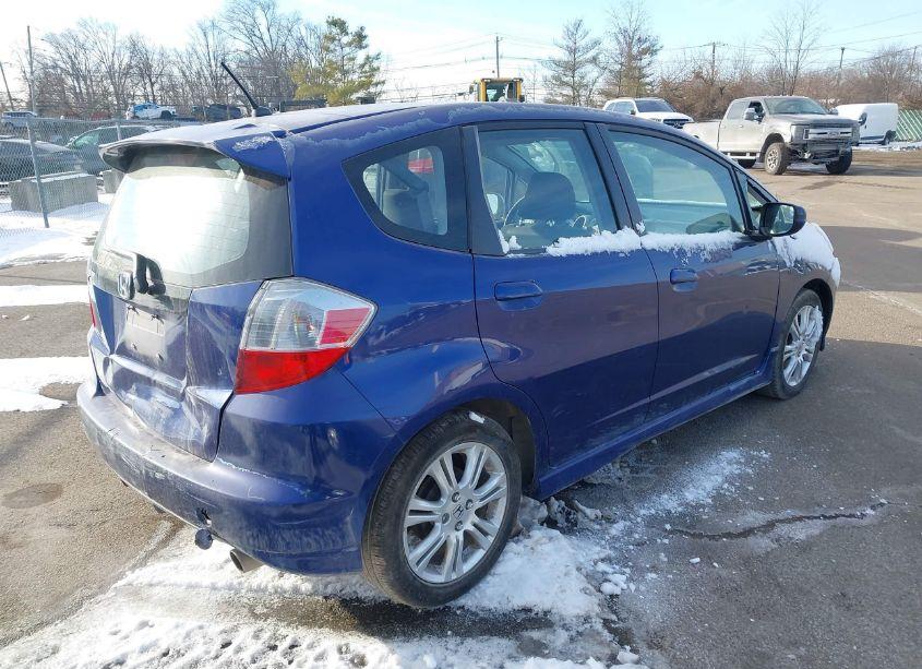 Photo 4 of 2009 Honda Fit SPORT (VIN JHMGE884X9S060177)