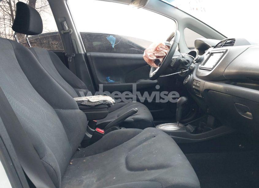 Photo 5 of 2009 Honda Fit SPORT (VIN JHMGE88619S042930)