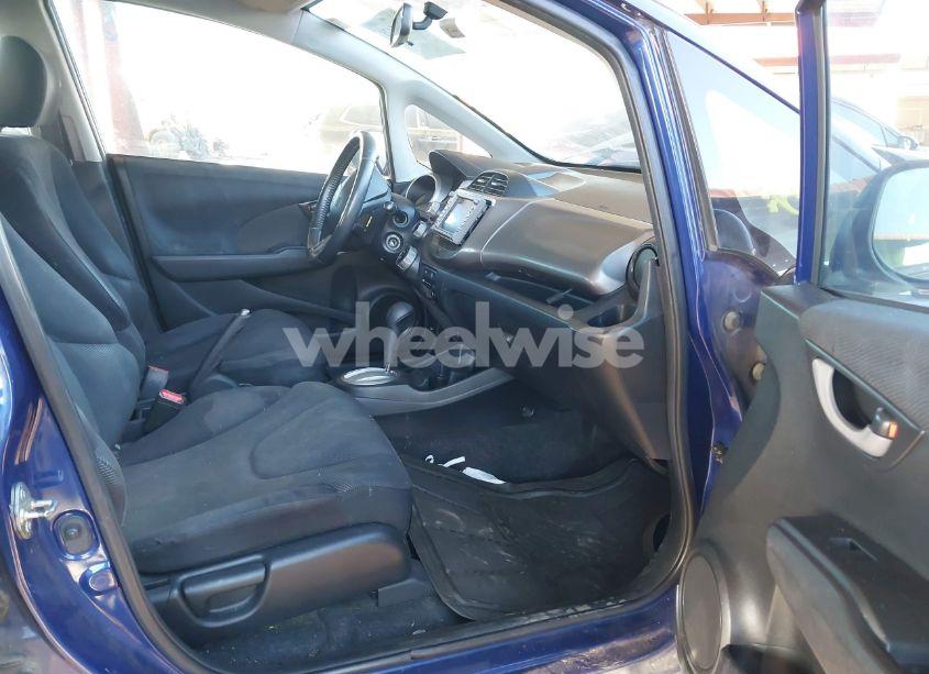 Photo 5 of 2009 Honda Fit SPORT (VIN JHMGE886X9S008212)