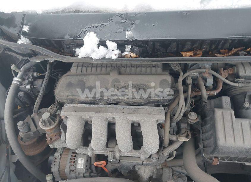 Photo 10 of 2010 Honda Fit (VIN JHMGE8G22AS024584)