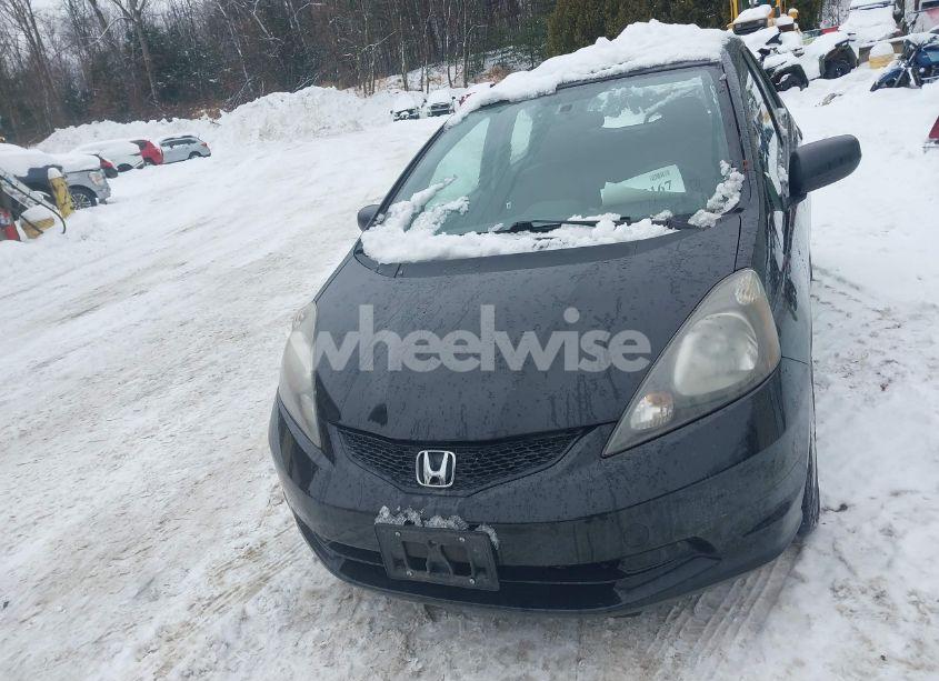 Photo 6 of 2010 Honda Fit (VIN JHMGE8G22AS024584)