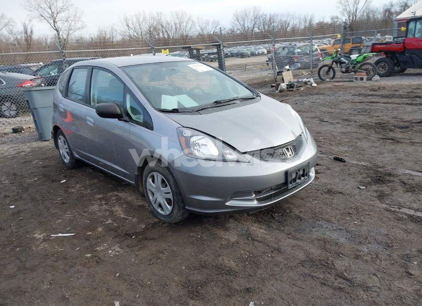 2010 Honda Fit (VIN JHMGE8G23AC006525) main photo