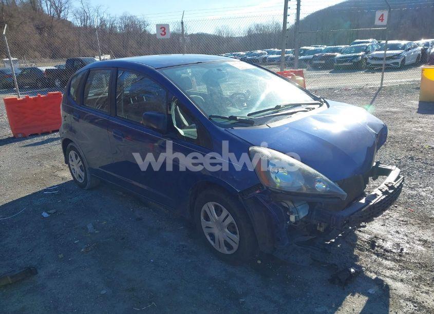 2010 Honda Fit (VIN JHMGE8G23AS000696) main photo