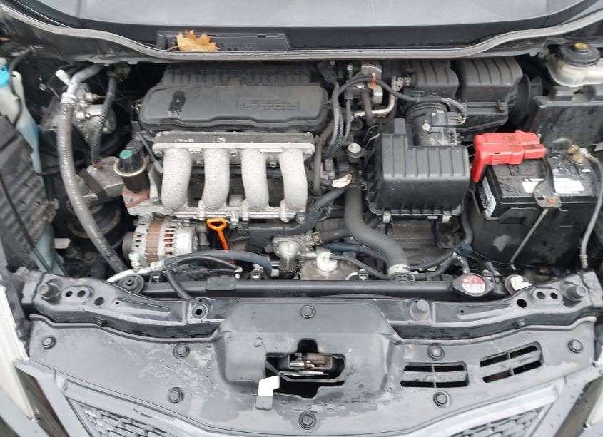 Photo 10 of 2010 Honda Fit (VIN JHMGE8G24AS000528)