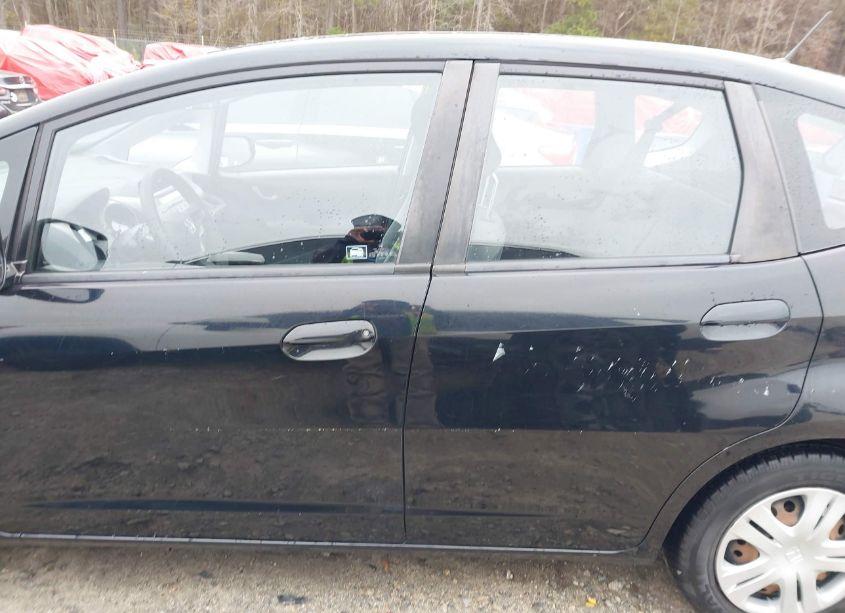 Photo 14 of 2010 Honda Fit (VIN JHMGE8G24AS000528)