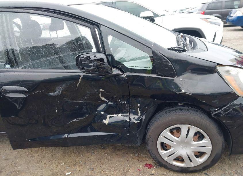 Photo 6 of 2010 Honda Fit (VIN JHMGE8G24AS000528)