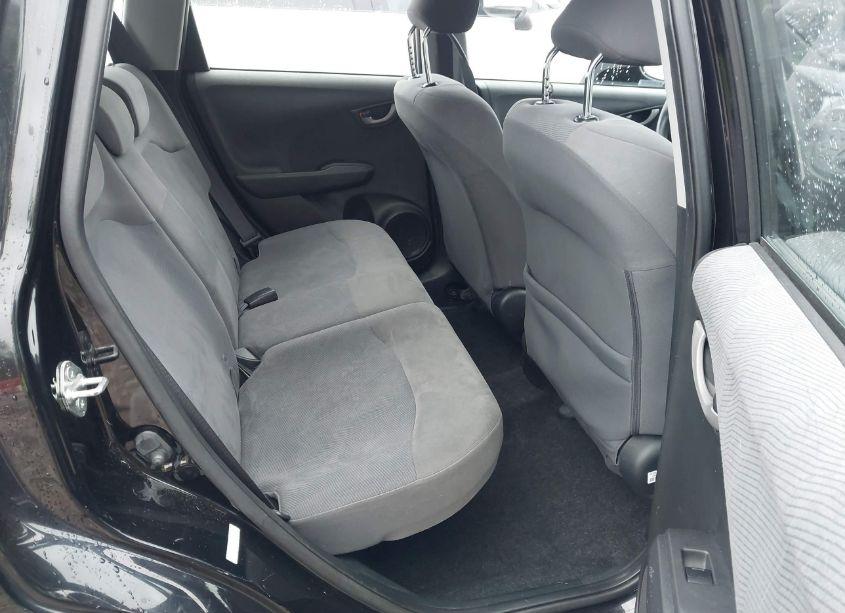 Photo 8 of 2010 Honda Fit (VIN JHMGE8G24AS000528)