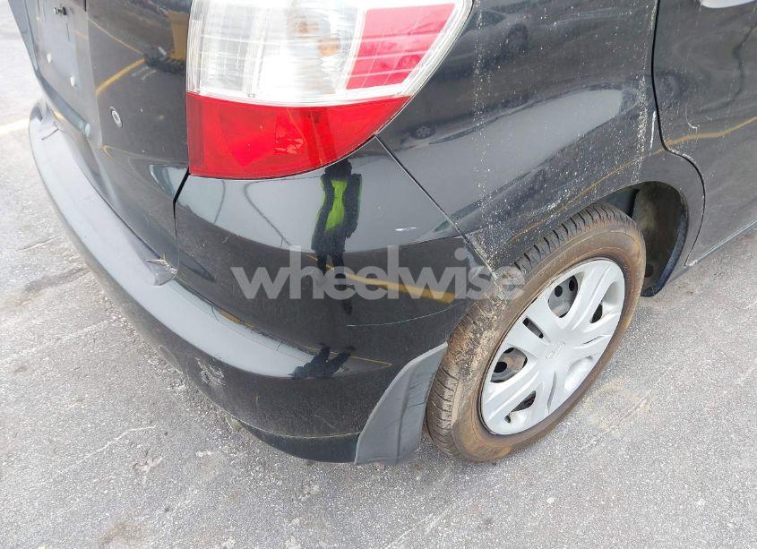 Photo 13 of 2010 Honda Fit (VIN JHMGE8G29AS013999)