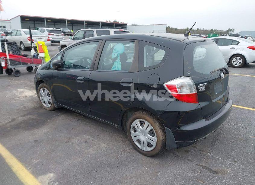 Photo 3 of 2010 Honda Fit (VIN JHMGE8G29AS013999)