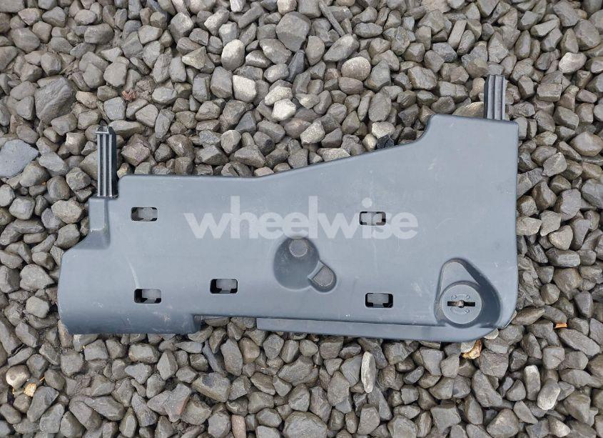 Photo 12 of 2011 Honda Fit (VIN JHMGE8G30BC016794)