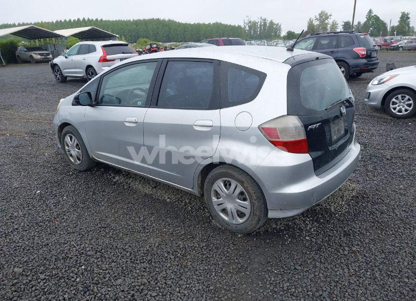 Photo 3 of 2011 Honda Fit (VIN JHMGE8G30BC016794)
