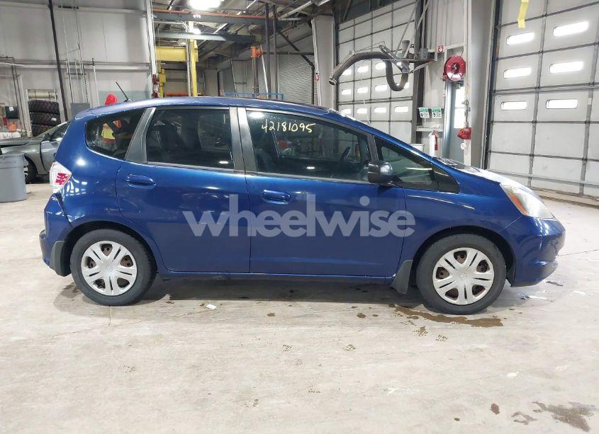 Photo 13 of 2011 Honda Fit (VIN JHMGE8G31BC016464)