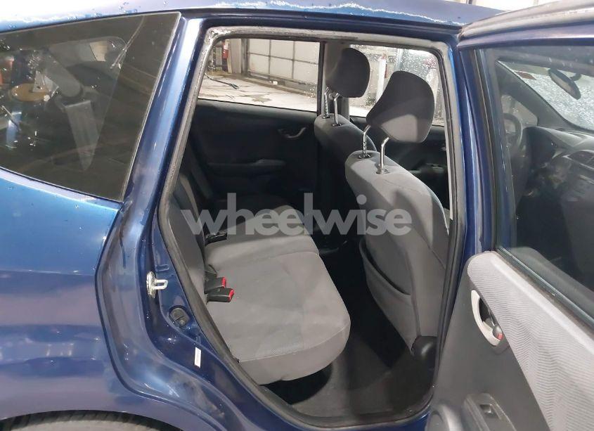 Photo 8 of 2011 Honda Fit (VIN JHMGE8G31BC016464)