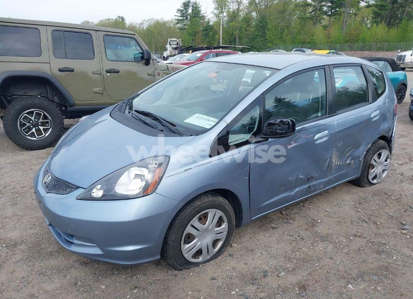 Photo 2 of 2011 Honda Fit (VIN JHMGE8G31BC021857)