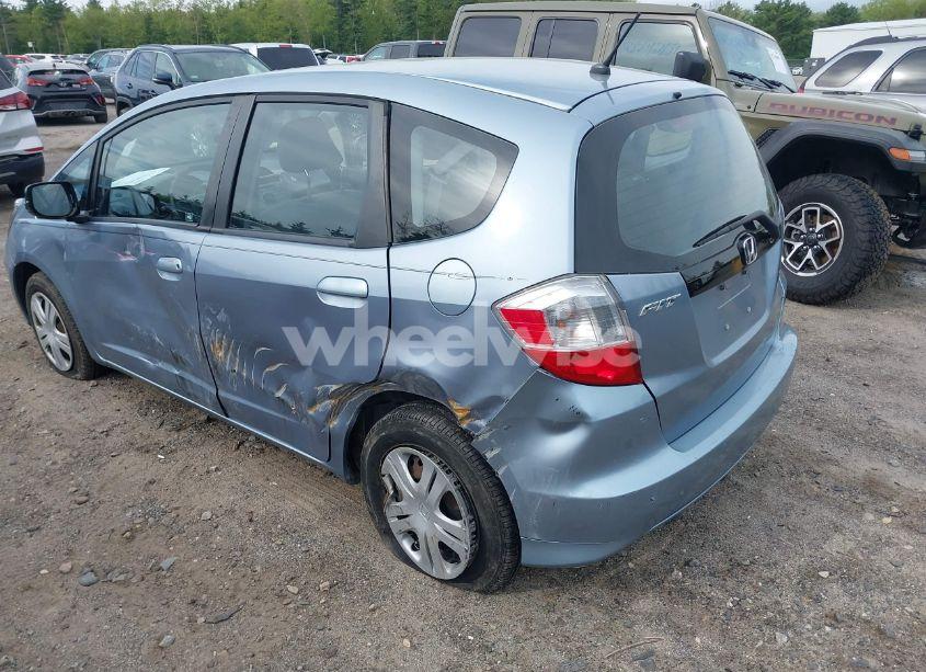 Photo 3 of 2011 Honda Fit (VIN JHMGE8G31BC021857)