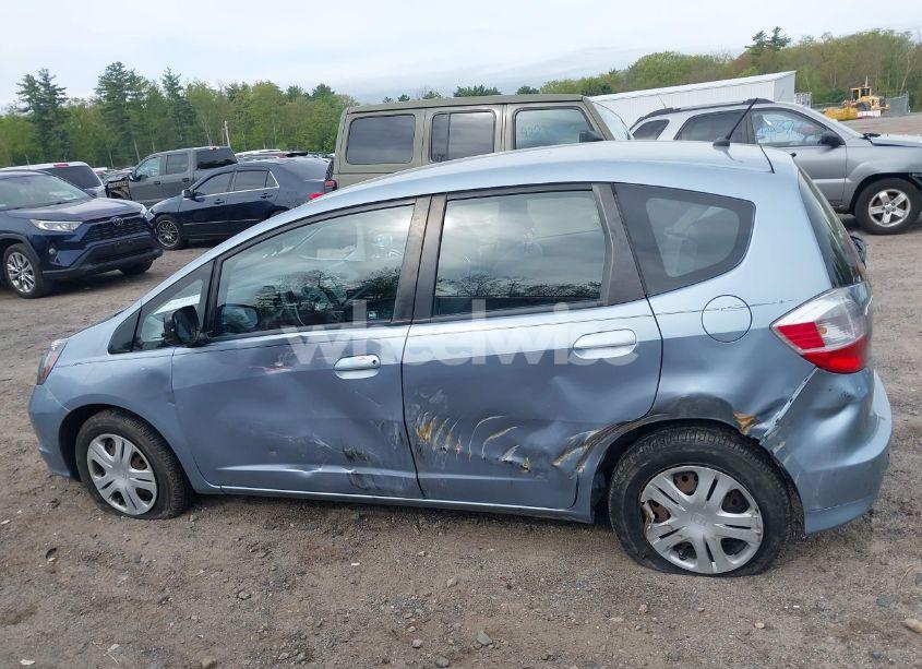 Photo 6 of 2011 Honda Fit (VIN JHMGE8G31BC021857)