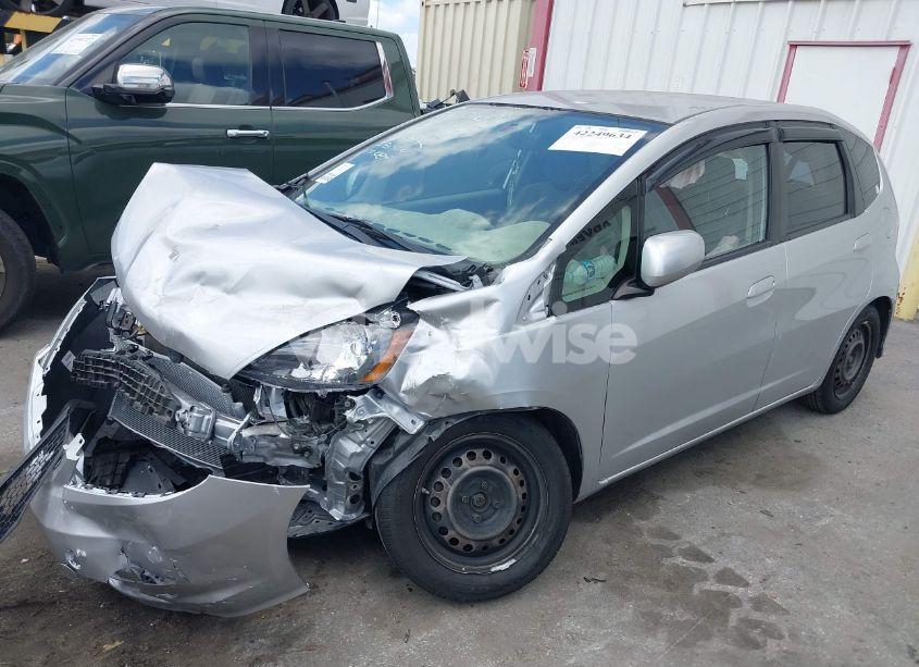 Photo 2 of 2013 Honda Fit (VIN JHMGE8G31DC029363)