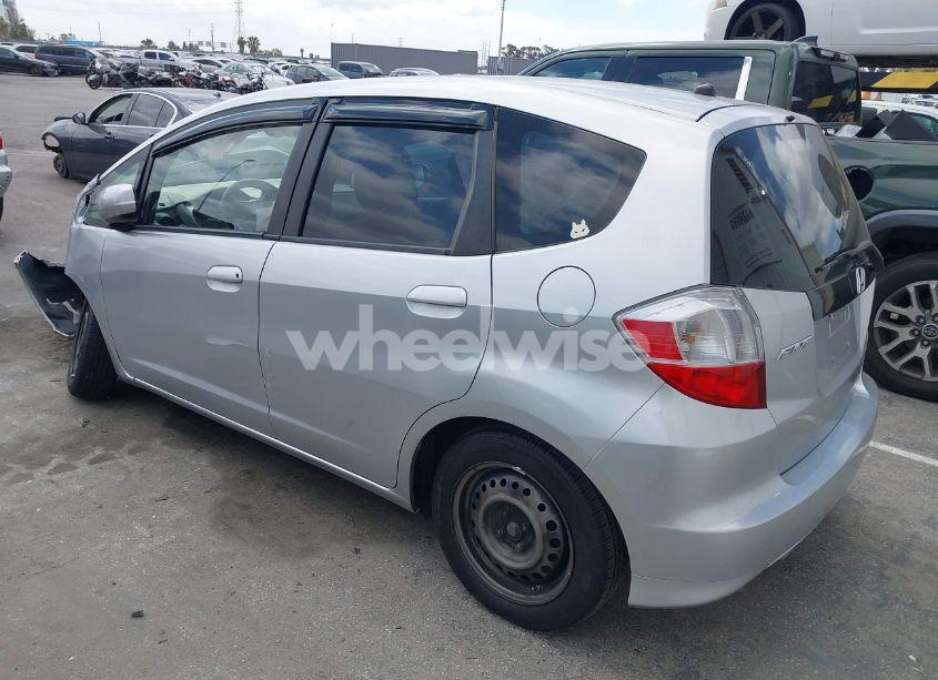 Photo 3 of 2013 Honda Fit (VIN JHMGE8G31DC029363)