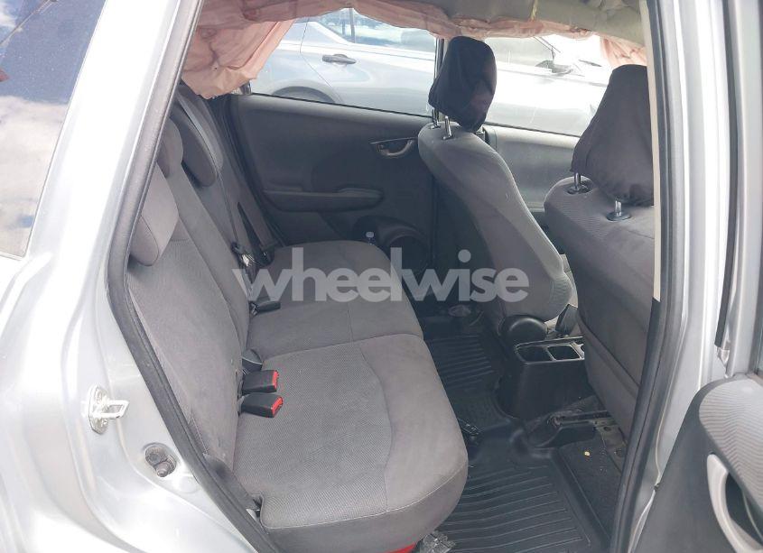 Photo 8 of 2013 Honda Fit (VIN JHMGE8G31DC029363)